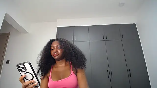 Snapshot of Pretty_Liya08 chatting on 07/05/26, 11:45 Pretty Liya08 online show from 07/05/26, 11:45