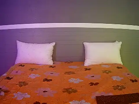 Snapshot of Jennythai123 chatting on 03/21/25, 01:01 Jennythai123 online show from 03/21/25, 01:01