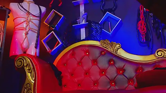 PerlaDivaio online show from 03/18/25, 01:20