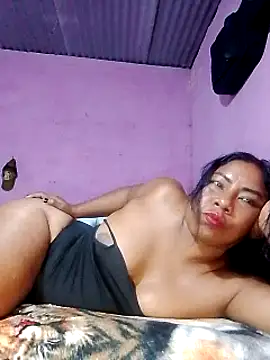 Snapshot of rosmery-navarro chatting on 01/25/25, 09:47 rosmery-navarro online show from 01/25/25, 09:47