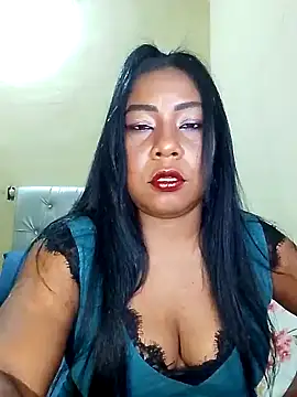 Snapshot of rosmery-navarro chatting on 10/13/25, 04:45 rosmery-navarro online show from 10/13/25, 04:45