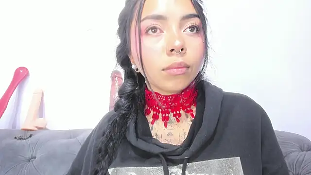 miss soffi  online show from 04/29/26, 05:30