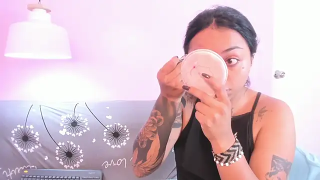 miss soffi  online show from 06/30/26, 12:28