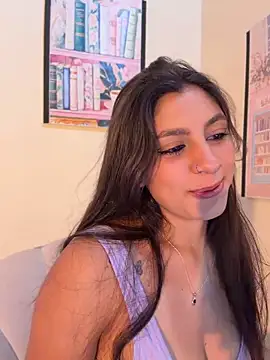Snapshot of loolla_23 chatting on 04/09/26, 01:49 loolla 23 online show from 04/09/26, 01:49