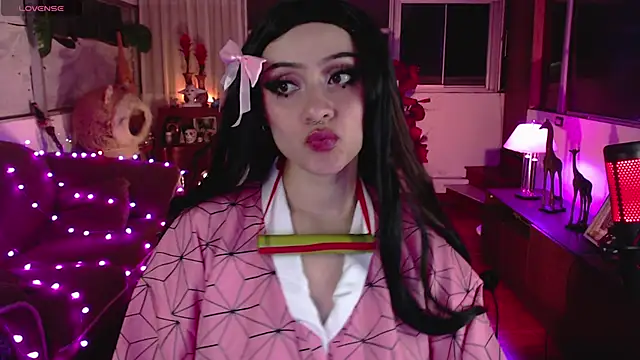 Snapshot of Aquamarinebubble chatting on 02/08/25, 04:03 Aquamarinebubble online show from 02/08/25, 04:03