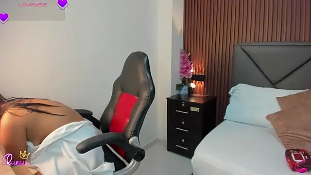 isabella florez online show from 05/22/26, 01:46