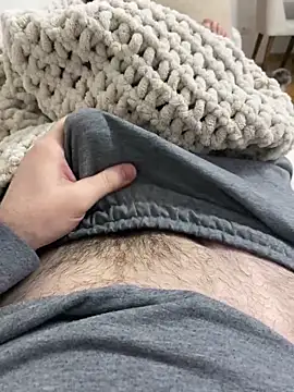 Snapshot of okanist chatting on 03/01/25, 10:10 okanist online show from 03/01/25, 10:10