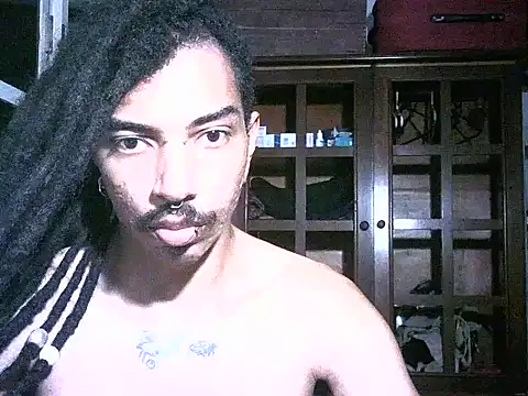 Snapshot of DarkSlim666 chatting on 02/15/26, 03:36 DarkSlim666 online show from 02/15/26, 03:36