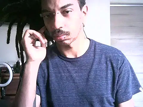 Snapshot of DarkSlim666 chatting on 02/17/26, 11:29 DarkSlim666 online show from 02/17/26, 11:29
