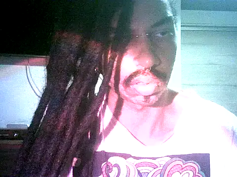 Snapshot of DarkSlim666 chatting on 02/25/26, 03:38 DarkSlim666 online show from 02/25/26, 03:38