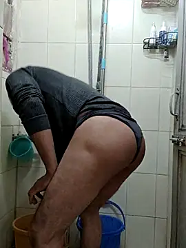 Desi Rider Aadi online show from 12/21/25, 07:26