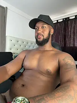 Snapshot of blackdrey18 chatting on 07/18/26, 12:53 blackdrey18 online show from 07/18/26, 12:53