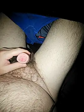 Snapshot of thefox92 chatting on 12/22/25, 01:13 thefox92 online show from 12/22/25, 01:13