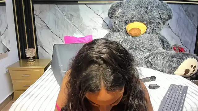 Niyirey1 online show from 10/29/25, 12:40