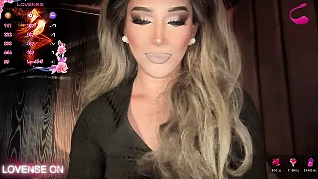 Snapshot of Lo_la_69 chatting on 02/04/26, 08:20 Lo la 69 online show from 02/04/26, 08:20