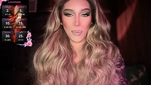 Snapshot of Lo_la_69 chatting on 02/20/26, 07:43 Lo la 69 online show from 02/20/26, 07:43