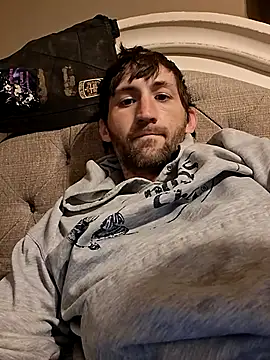 Snapshot of lewis7869 chatting on 12/01/25, 09:03 lewis7869 online show from 12/01/25, 09:03