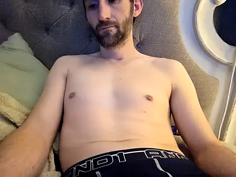 Snapshot of lewis7869 chatting on 03/01/26, 04:58 lewis7869 online show from 03/01/26, 04:58