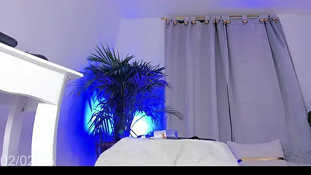 Coral Princex online show from 02/03/25, 12:47