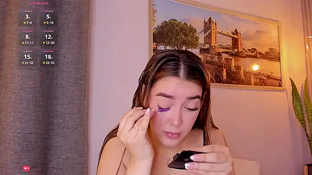 Assh lee  online show from 01/10/25, 12:36