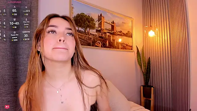 Assh lee  online show from 01/17/25, 12:21