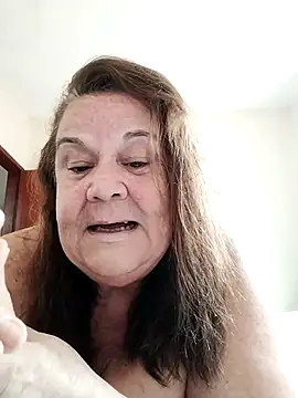 Yaya Mineira online show from 02/24/25, 04:26