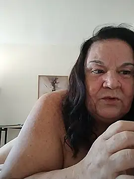 Yaya Mineira online show from 02/15/26, 05:31