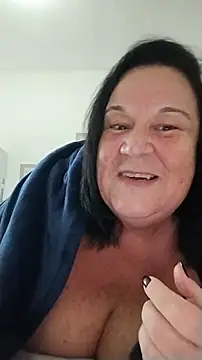 Yaya Mineira online show from 06/11/26, 06:28