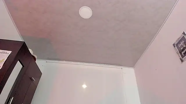 alicia rouusel online show from 03/19/25, 03:52