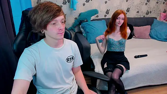 Snapshot of lakmsrrrmrrr chatting on 11/24/25, 09:09 lakmsrrrmrrr online show from 11/24/25, 09:09