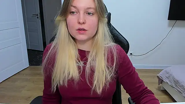 Snapshot of stacy_miracle chatting on 01/14/25, 11:10 stacy miracle online show from 01/14/25, 11:10