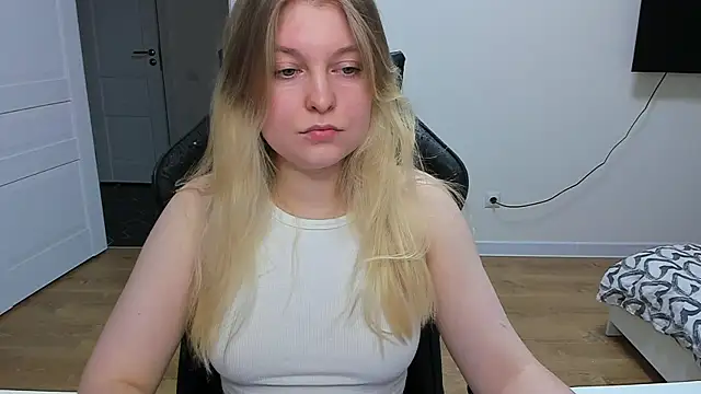 Snapshot of stacy_miracle chatting on 01/21/25, 04:37 stacy miracle online show from 01/21/25, 04:37