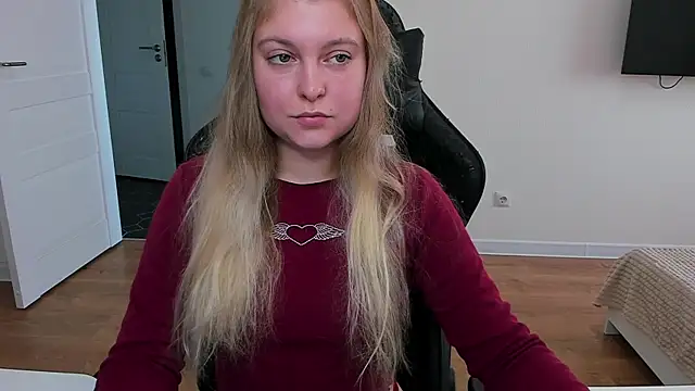 Snapshot of stacy_miracle chatting on 09/09/25, 02:16 stacy miracle online show from 09/09/25, 02:16