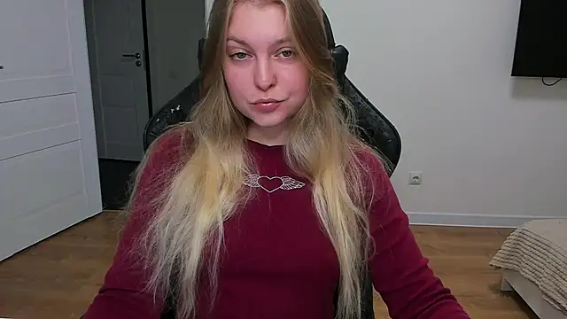 Snapshot of stacy_miracle chatting on 09/13/25, 03:12 stacy miracle online show from 09/13/25, 03:12