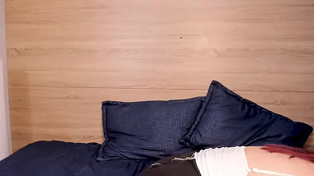 madelaine blosson online show from 02/16/26, 12:23