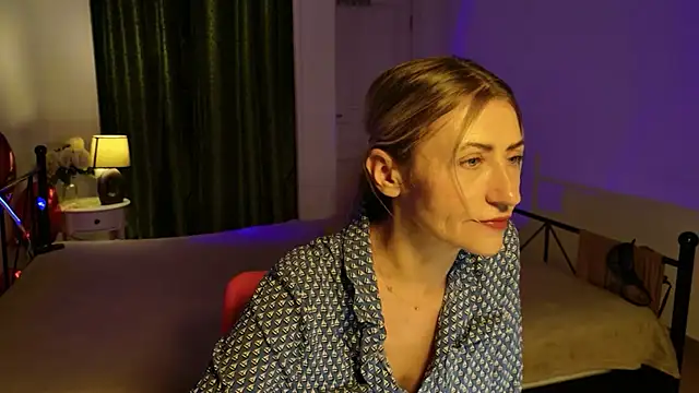 Snapshot of ZoeGrant chatting on 07/02/26, 05:41 ZoeGrant online show from 07/02/26, 05:41