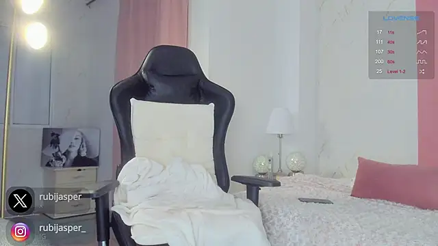 Snapshot of missrubijasper chatting on 01/22/25, 05:48 missrubijasper online show from 01/22/25, 05:48