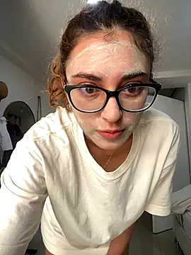 Snapshot of missrubijasper chatting on 11/21/25, 05:44 missrubijasper online show from 11/21/25, 05:44