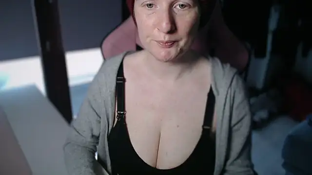 Exotic-Desire online show from 05/18/26, 08:20