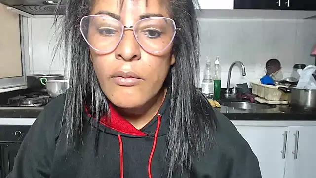 kateleyagrey online show from 06/24/26, 07:24