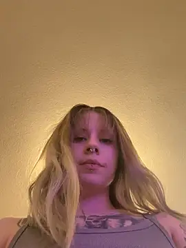 BiancaValentina online show from 06/19/26, 05:45