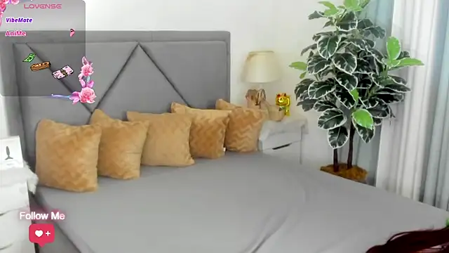 Miss Cattleya69 online show from 11/17/25, 01:28