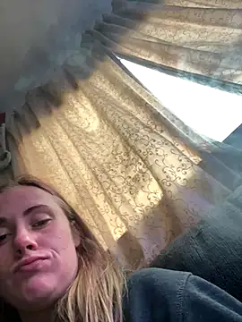 ClumsyLink online show from 12/17/25, 10:49