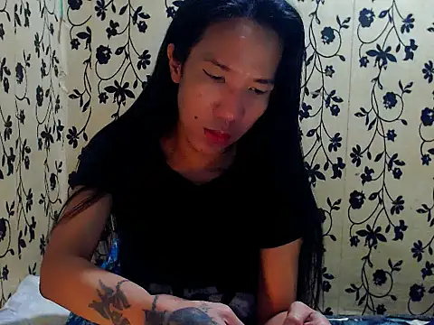 Snapshot of AsianNaughtiesMistress chatting on 02/13/26, 11:17 AsianNaughtiesMistress online show from 02/13/26, 11:17