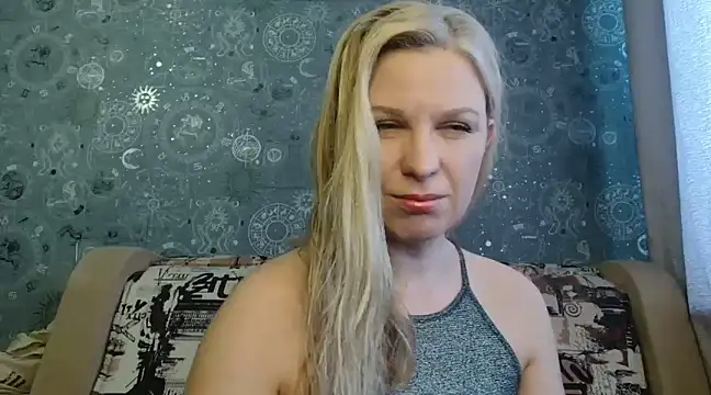 BlondeFox online show from 02/01/25, 05:07