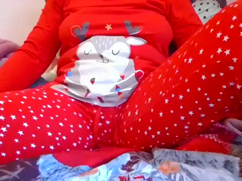 Snapshot of RealLittleRedRidingHood chatting on 11/20/25, 01:22 RealLittleRedRidingHood online show from 11/20/25, 01:22