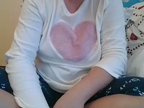 Snapshot of RealLittleRedRidingHood chatting on 02/08/26, 03:26 RealLittleRedRidingHood online show from 02/08/26, 03:26