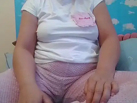 Snapshot of RealLittleRedRidingHood chatting on 03/31/26, 05:24 RealLittleRedRidingHood online show from 03/31/26, 05:24