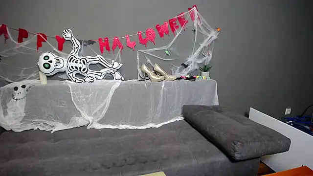 Snapshot of BlondyLeeBest chatting on 11/01/25, 08:11 BlondyLeeBest online show from 11/01/25, 08:11