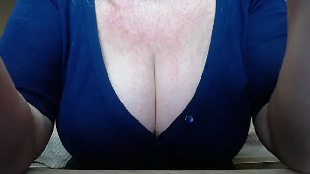 BlondyLeeBest online show from 04/28/26, 03:00
